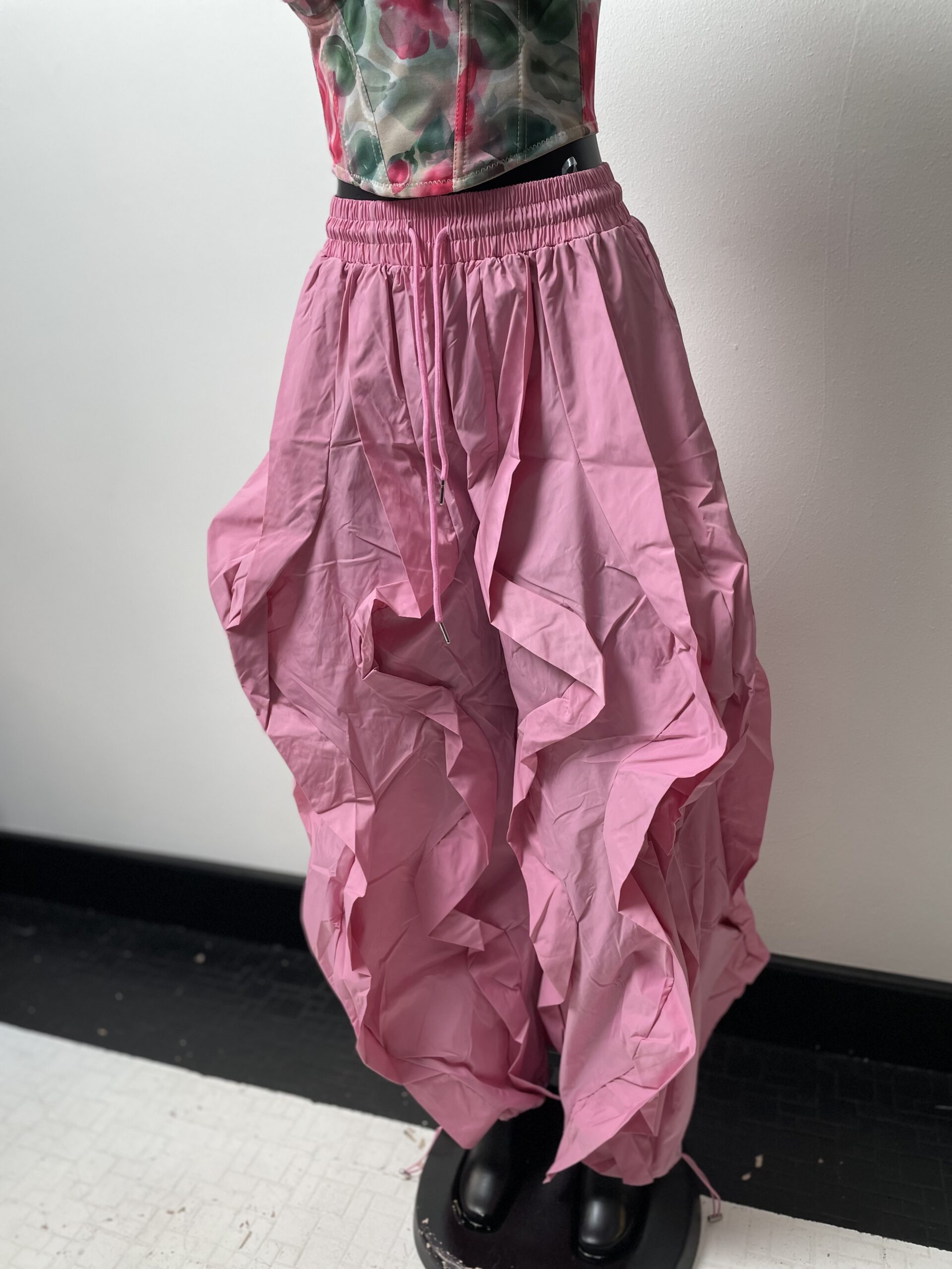 Sculpted Ruffle Joggers - Image 2
